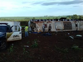 Sete morrem em acidente com ônibus na BR-158, em Campo Mourão